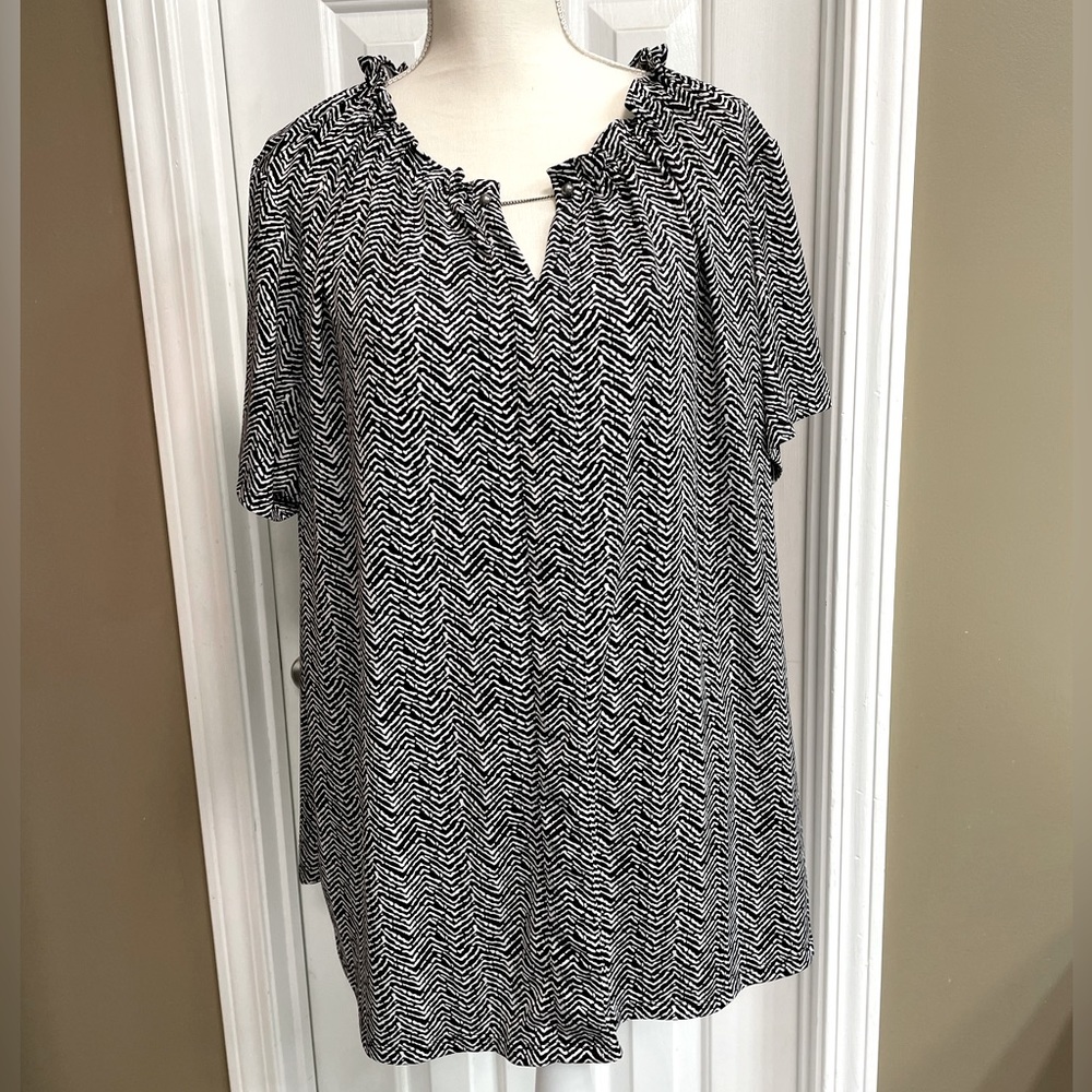 Black and white chevron blouse